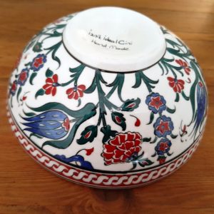 Iznik ceramic bowl with red carnations