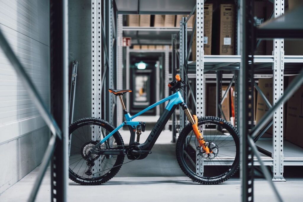 Cycling retailer celebrates 35% YOY growth, bucking trend of an industry in turmoil Cube Stereo Hybrid 160 HPC Actionteam 750 - Paul's Cycles