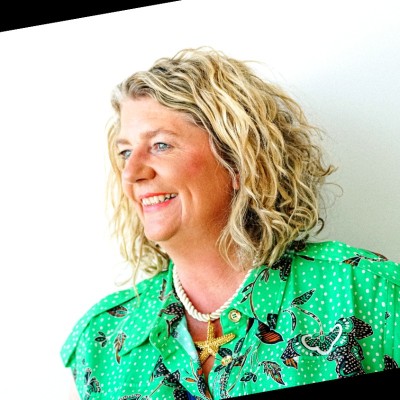 Jenny Burns, CEO at Magnetic