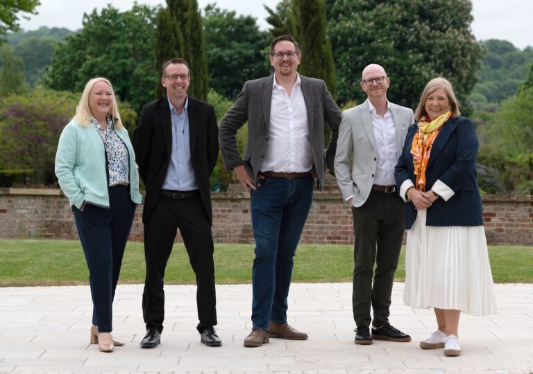 Team behind the new disruptive app AgoraStaff