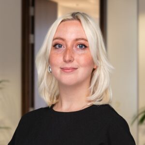 Madeline Scott, Paralegal