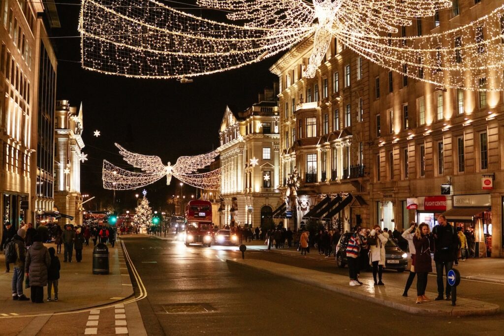 How Value-Driven Shoppers Are Rewriting the Rules of Christmas Retail How Value-Driven Shoppers Are Rewriting the Rules of Christmas Retail