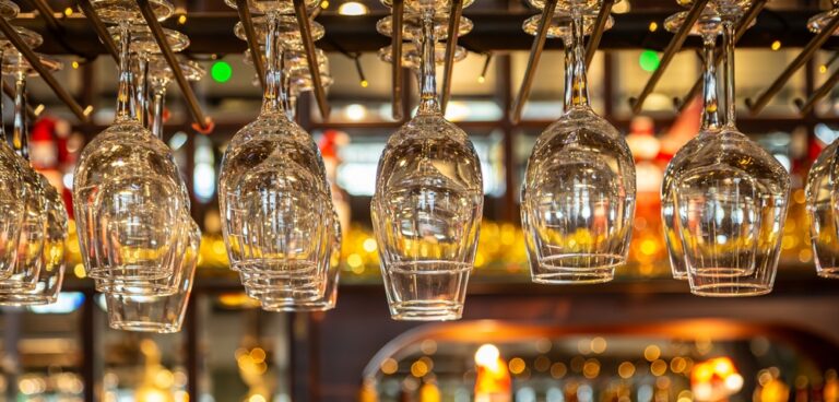 1 in 8 UK pubs face insolvency as experts urge immediate action empty pub