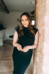 Nikki Pope, founder of The Solopreneur Awards and The Modern Launch Club.