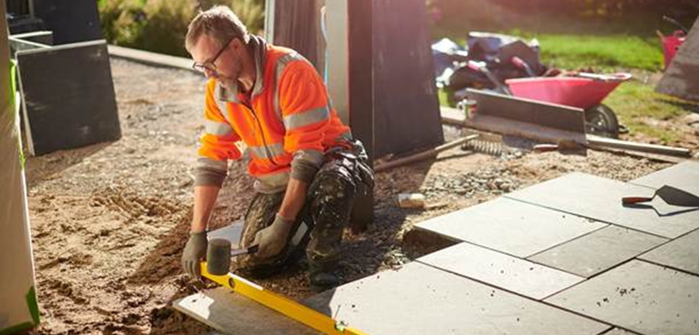 The biggest mistakes tradespeople make when chasing invoices
